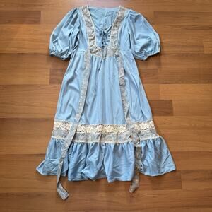 Women's Vintage 1970's Light Blue Floral Lace Prairie Cottage Dress Sz Medium